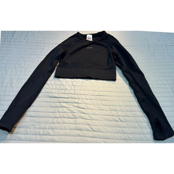 Gymshark Long Sleeve Crop Top Black‎ Seamless Cutout Women's Size S Thumbholes - Picture 2 of 7